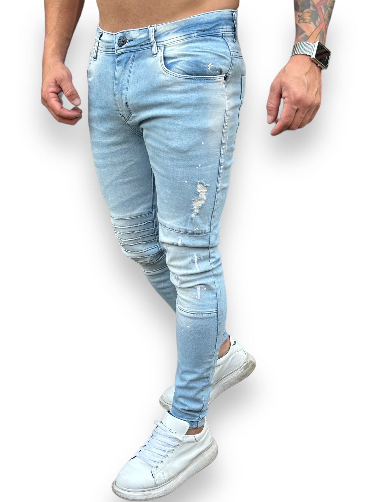 Calça Jeans Skinny Clara com Detalhe em Cruz - Estilo Exclusivo