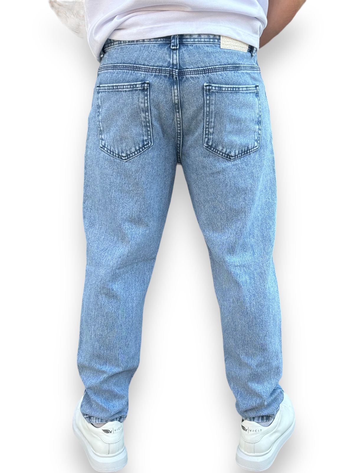 Calça Jeans Destroyer 100% Algodão para um Look Despojado: Estilo e Conforto