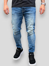 Calça Jeans Skinny Estonada: Efeito Destroyed Sutil