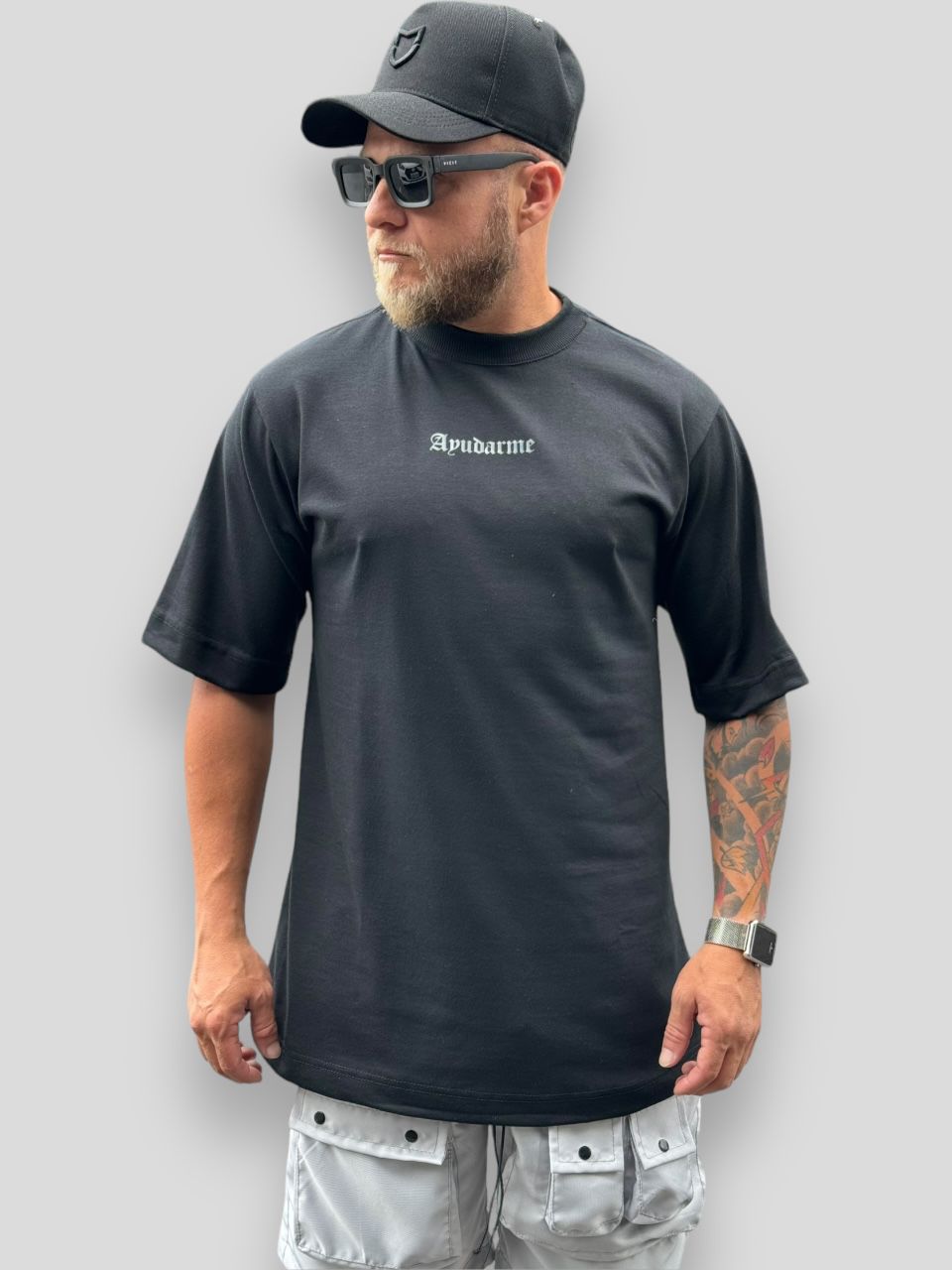 Camiseta Oversized Ayudarme Preta