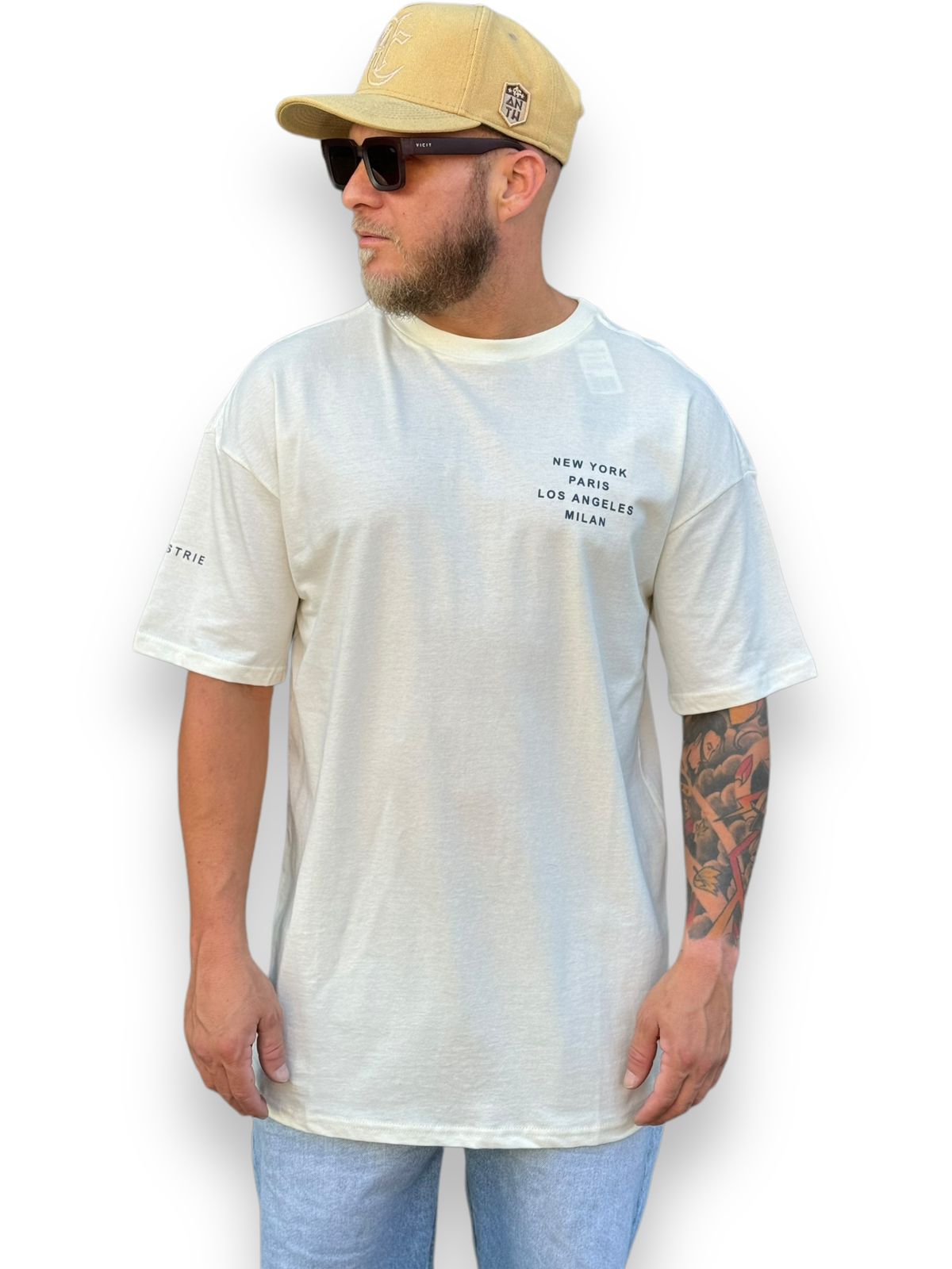 Camiseta Oversized Urbanidade Amplificada: Offwhite