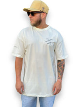 Camiseta Oversized Urbanidade Amplificada: Offwhite