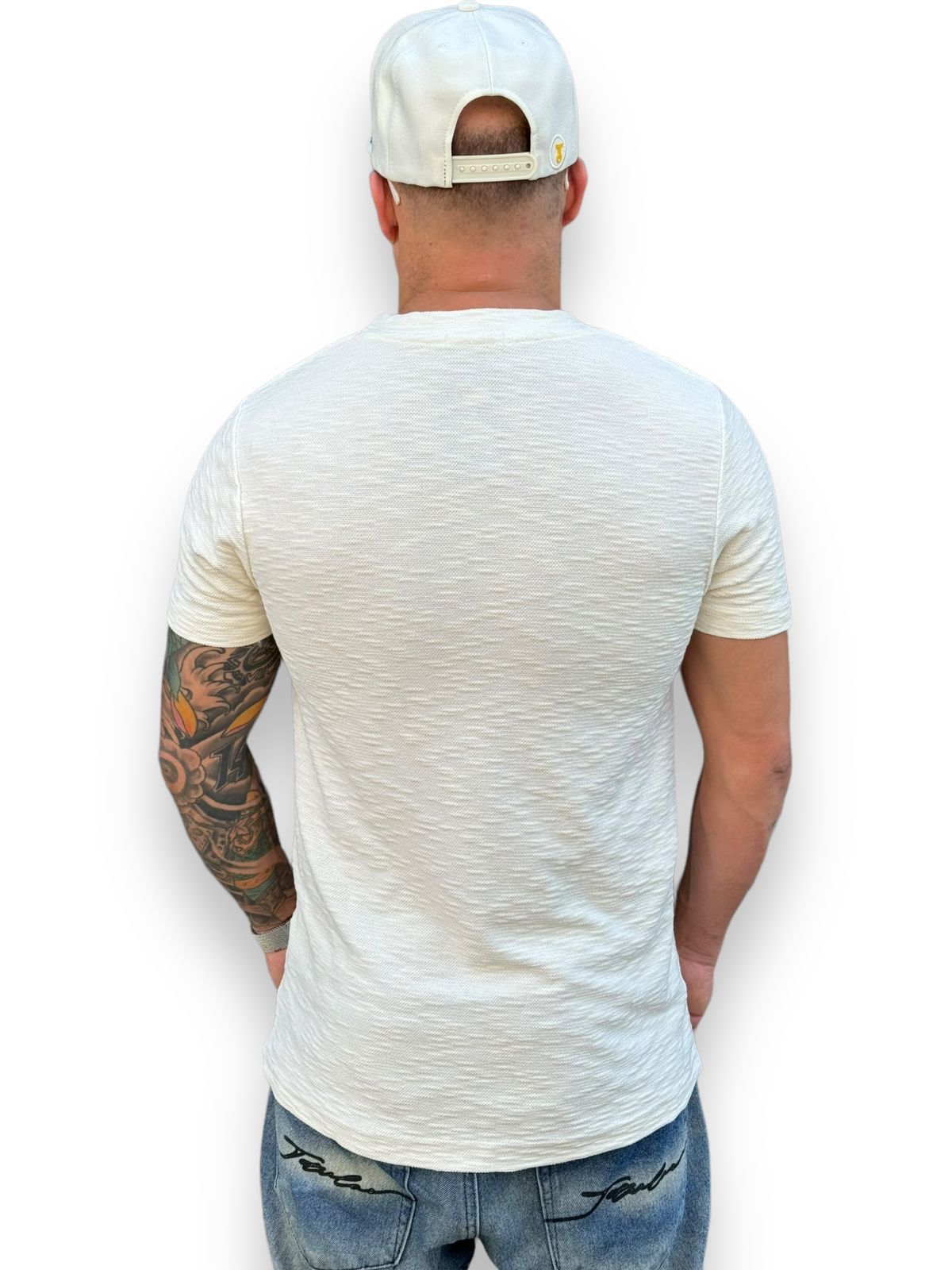 Camiseta Longline Com Tecido Texturizado: O Toque Sofisticado Que Marca - Offwhite