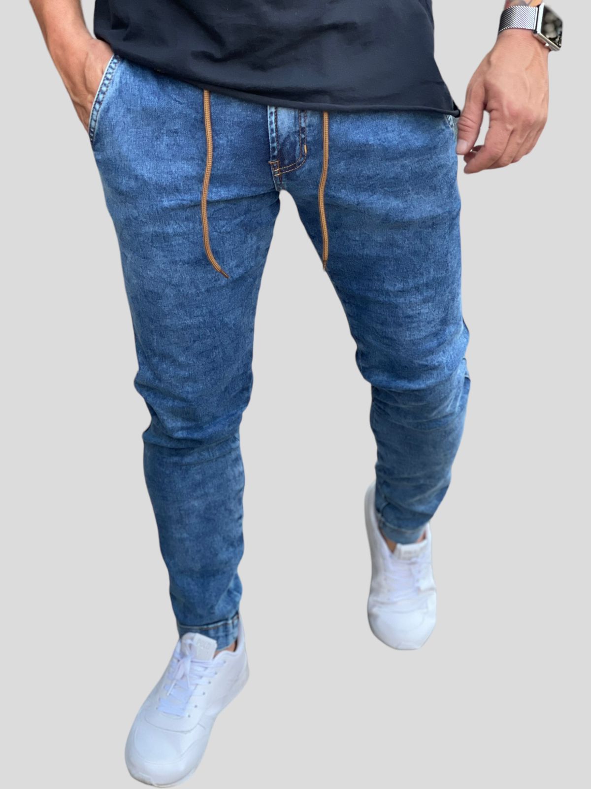 Calça Jeans Skinny Bolso Faca Com Detalhe De Cordão