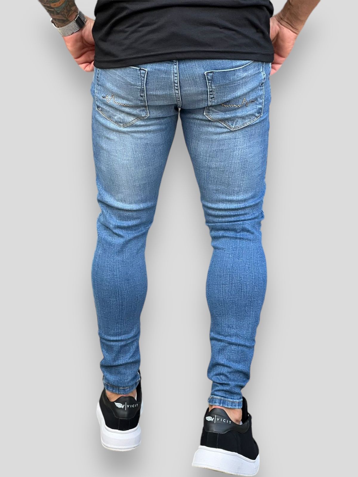 Calça Jeans Skinny Destroyed Clara
