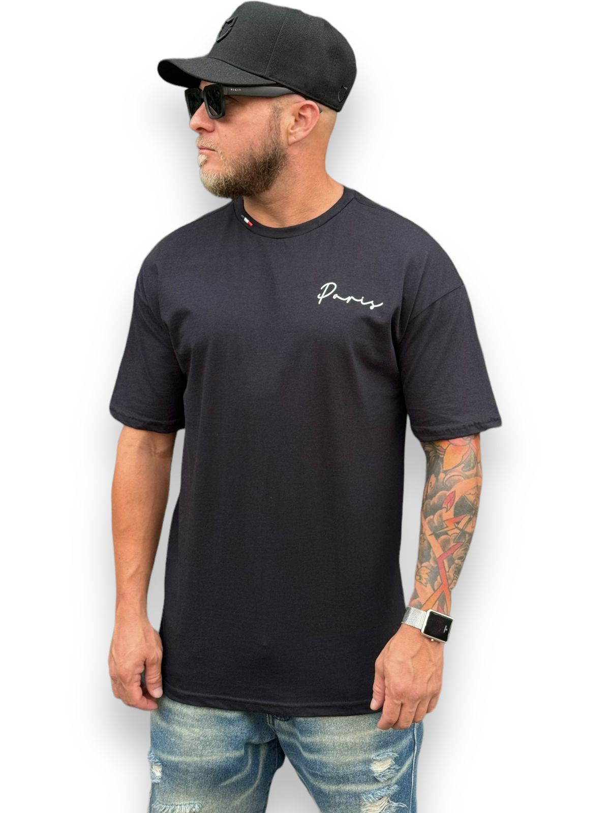 Camiseta Oversized Paris Vibração Urbana Autêntica: Preta