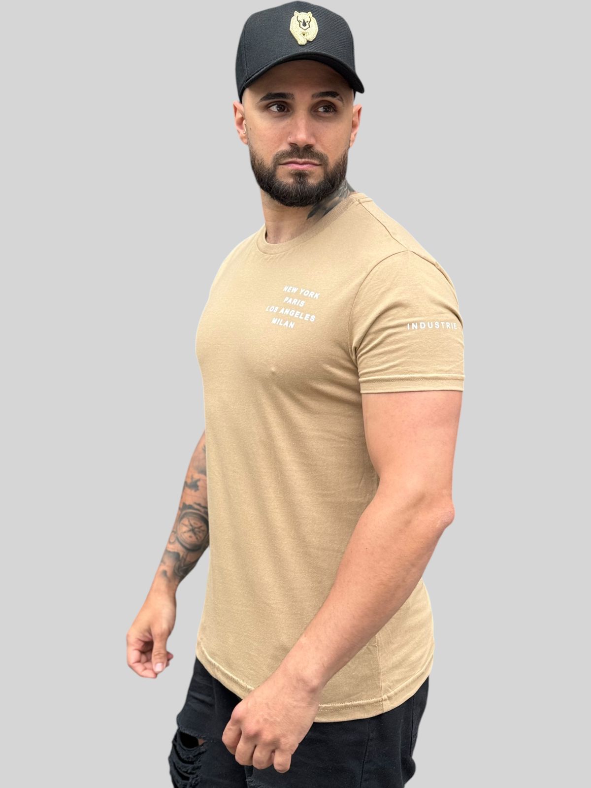 Camiseta T-Shirt Todas as Nações: Conectando Estilos de Todo o Mundo