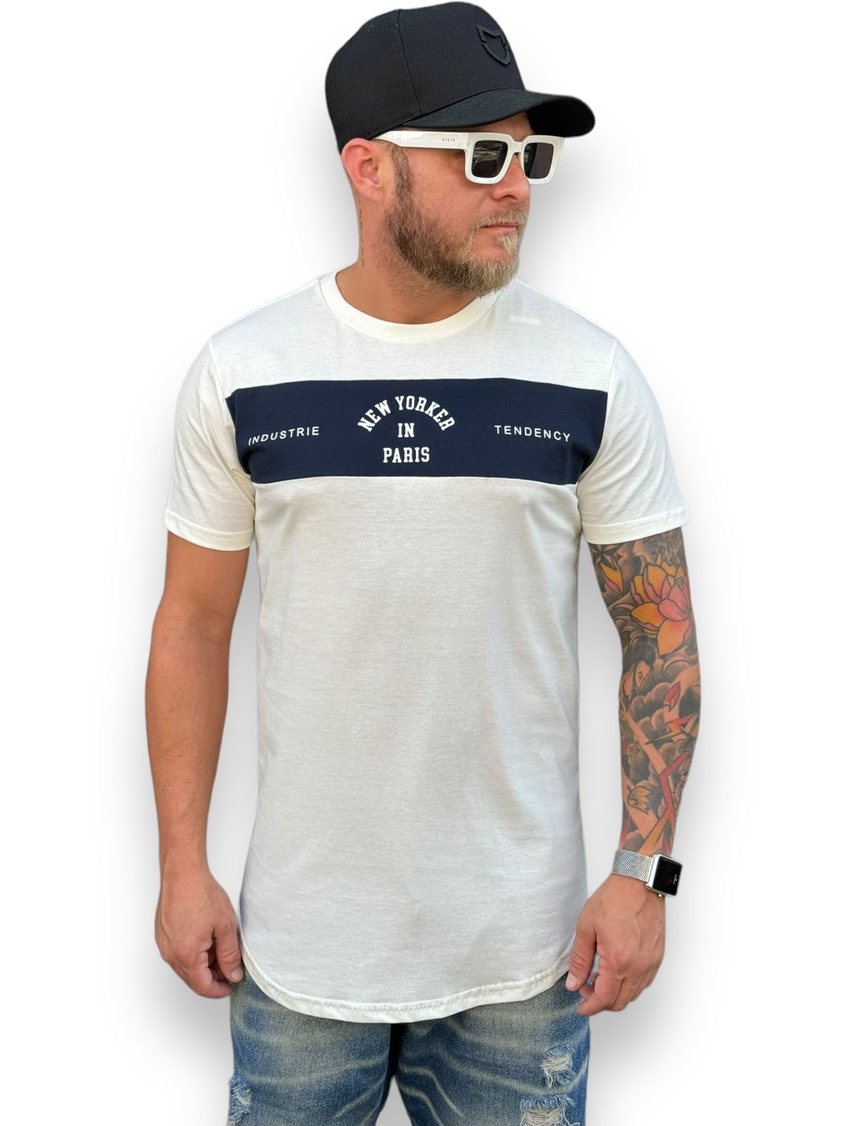 Camiseta Longline Live the Dreams - Vista-se com Inspiração e Determinação - Offwhite