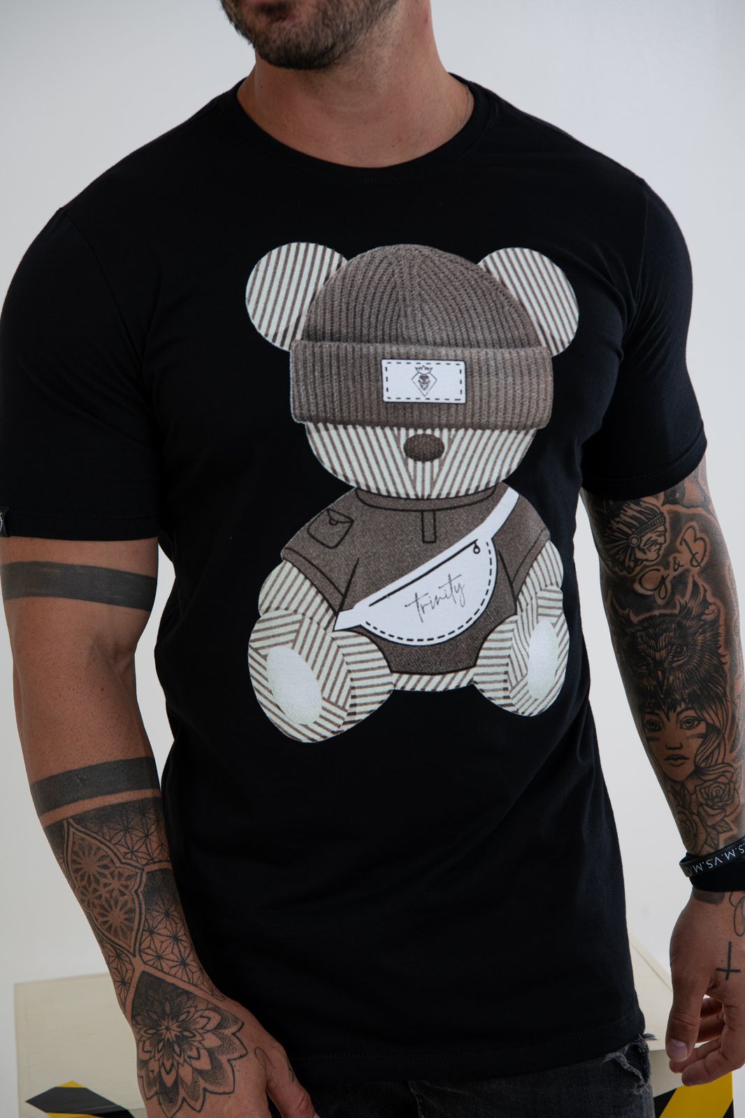 Camiseta Longline Bear Aplicação