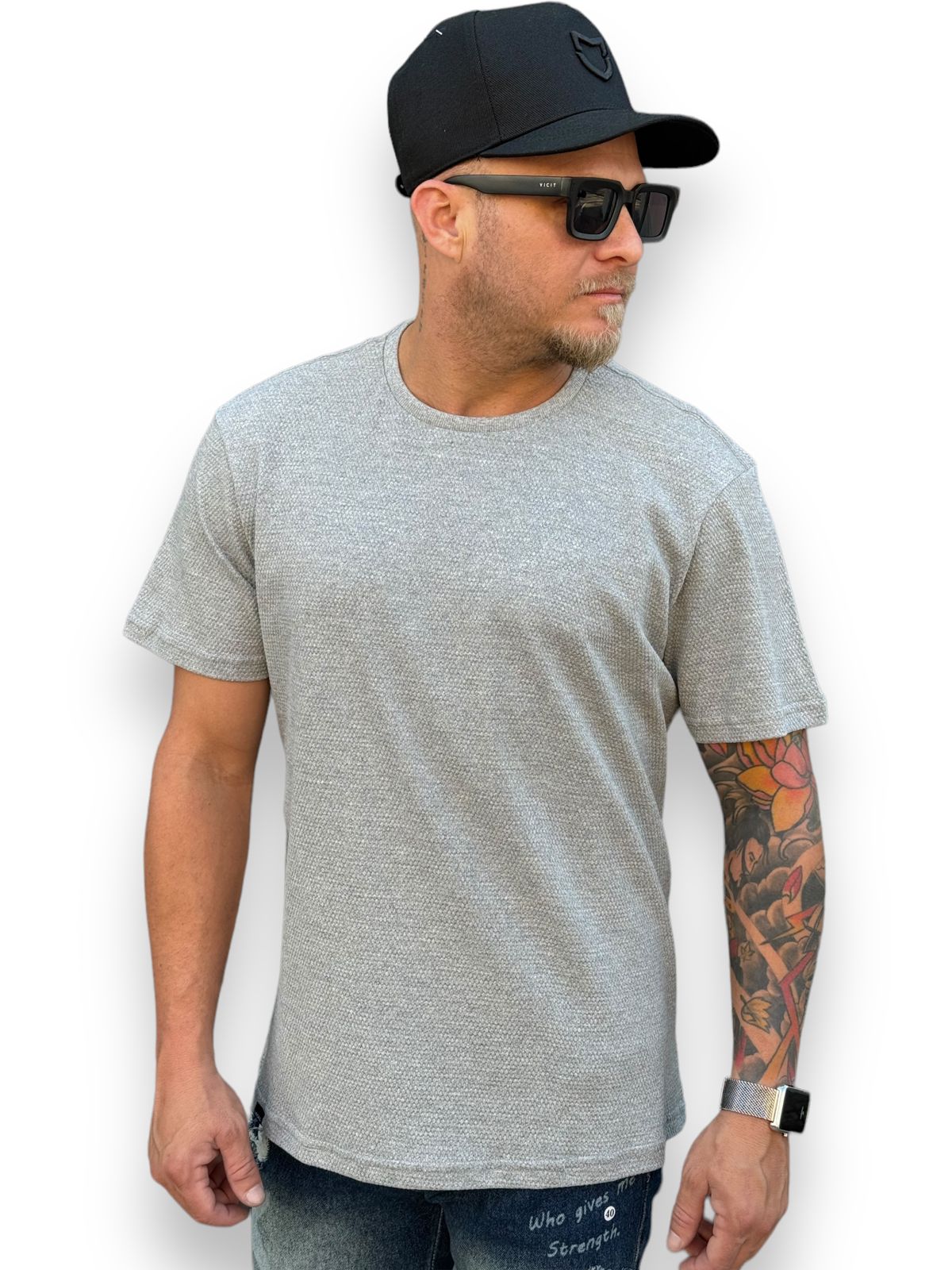 Camiseta T-Shirt Premium: Textura Sofisticada