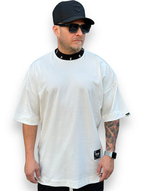 Camiseta Oversized com Detalhe na Gola: Conforto e Estilo