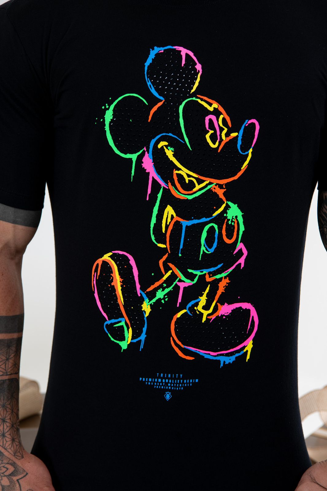 Camiseta Longline Mickey Pedraria