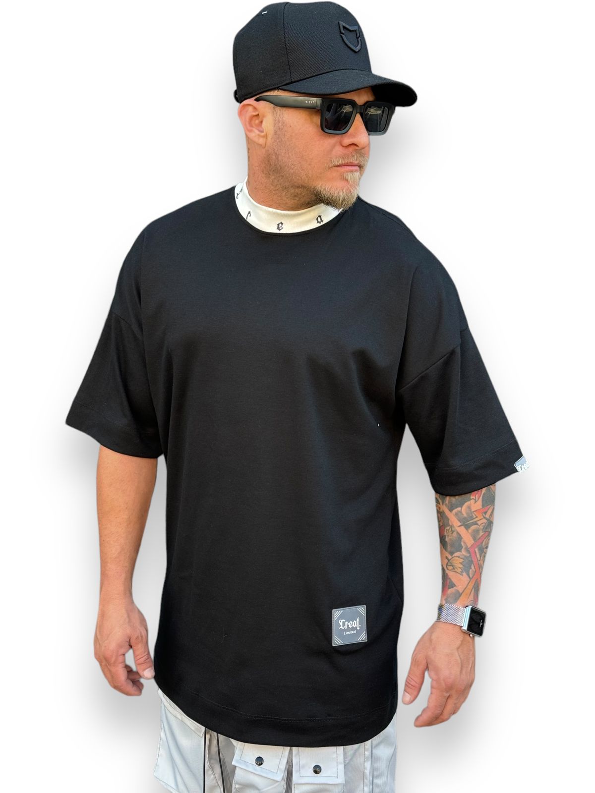 Camiseta Oversized com Detalhe na Gola: Conforto e Estilo