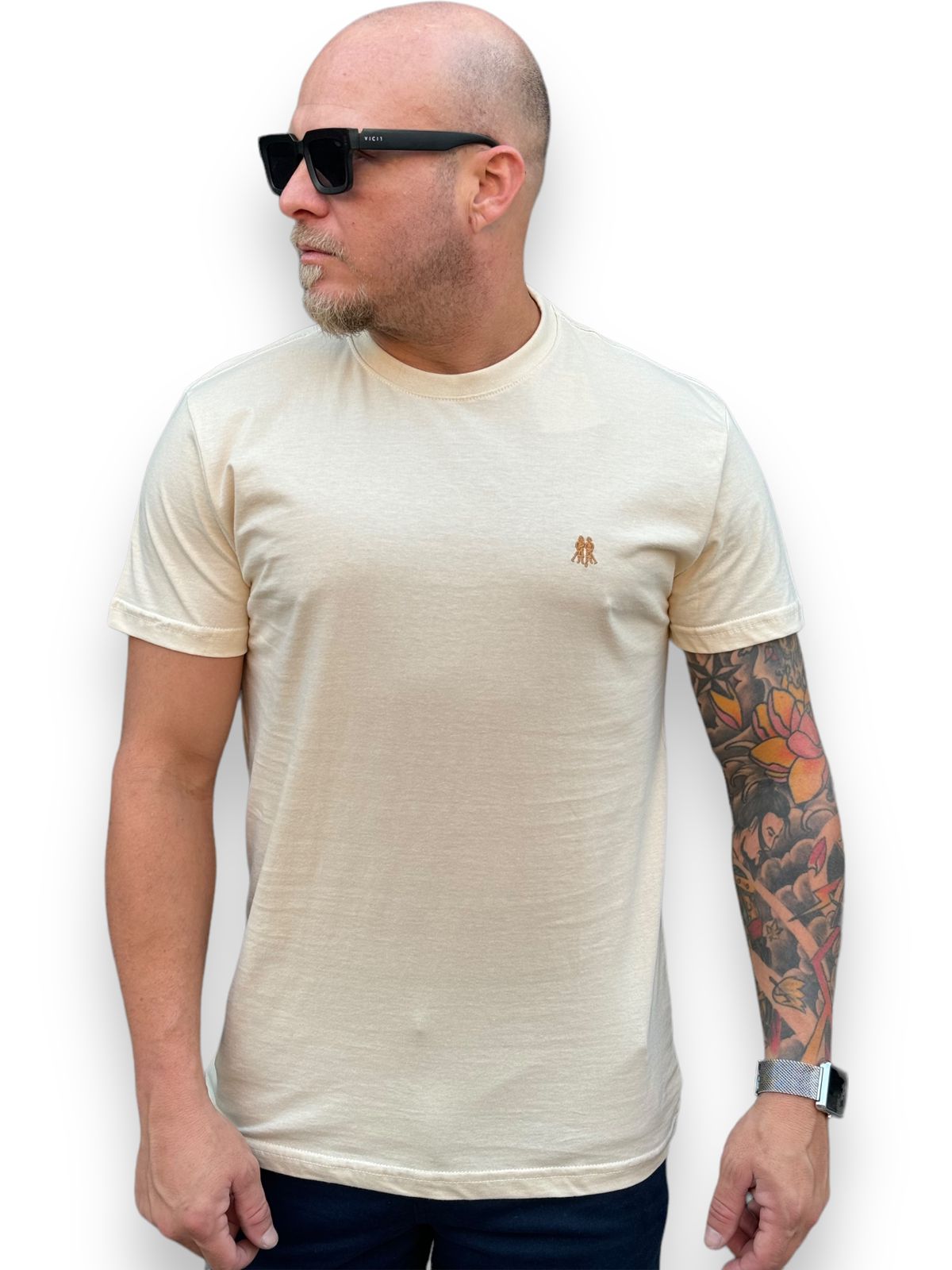 Camiseta T-Shirt Básica Premium - Conforto e Estilo Refinado