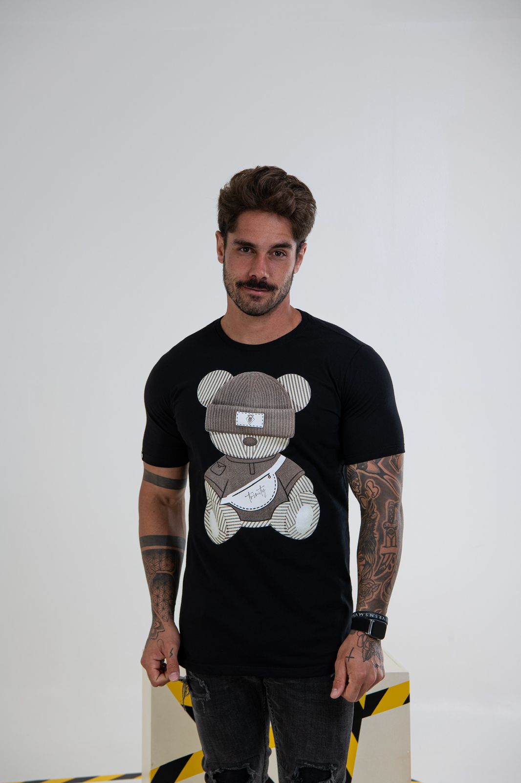 Camiseta Longline Bear Aplicação